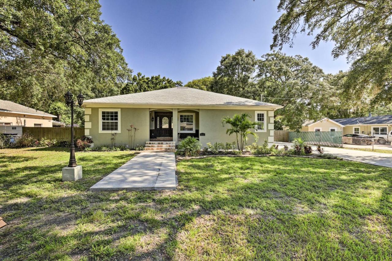 Tampa Oasis With Pool About 7 Mi To Busch Gardens! Villa Luaran gambar