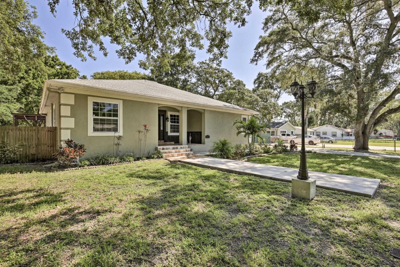 Tampa Oasis With Pool About 7 Mi To Busch Gardens! Villa Luaran gambar