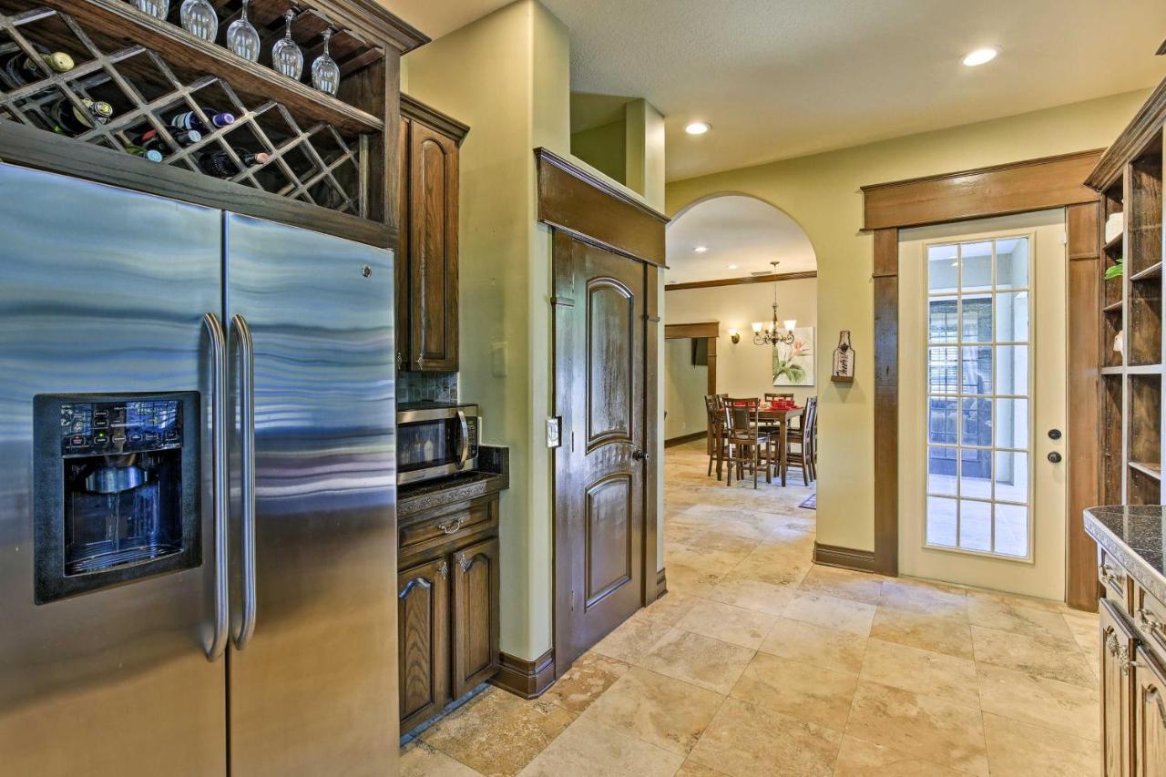 Tampa Oasis With Pool About 7 Mi To Busch Gardens! Villa Luaran gambar