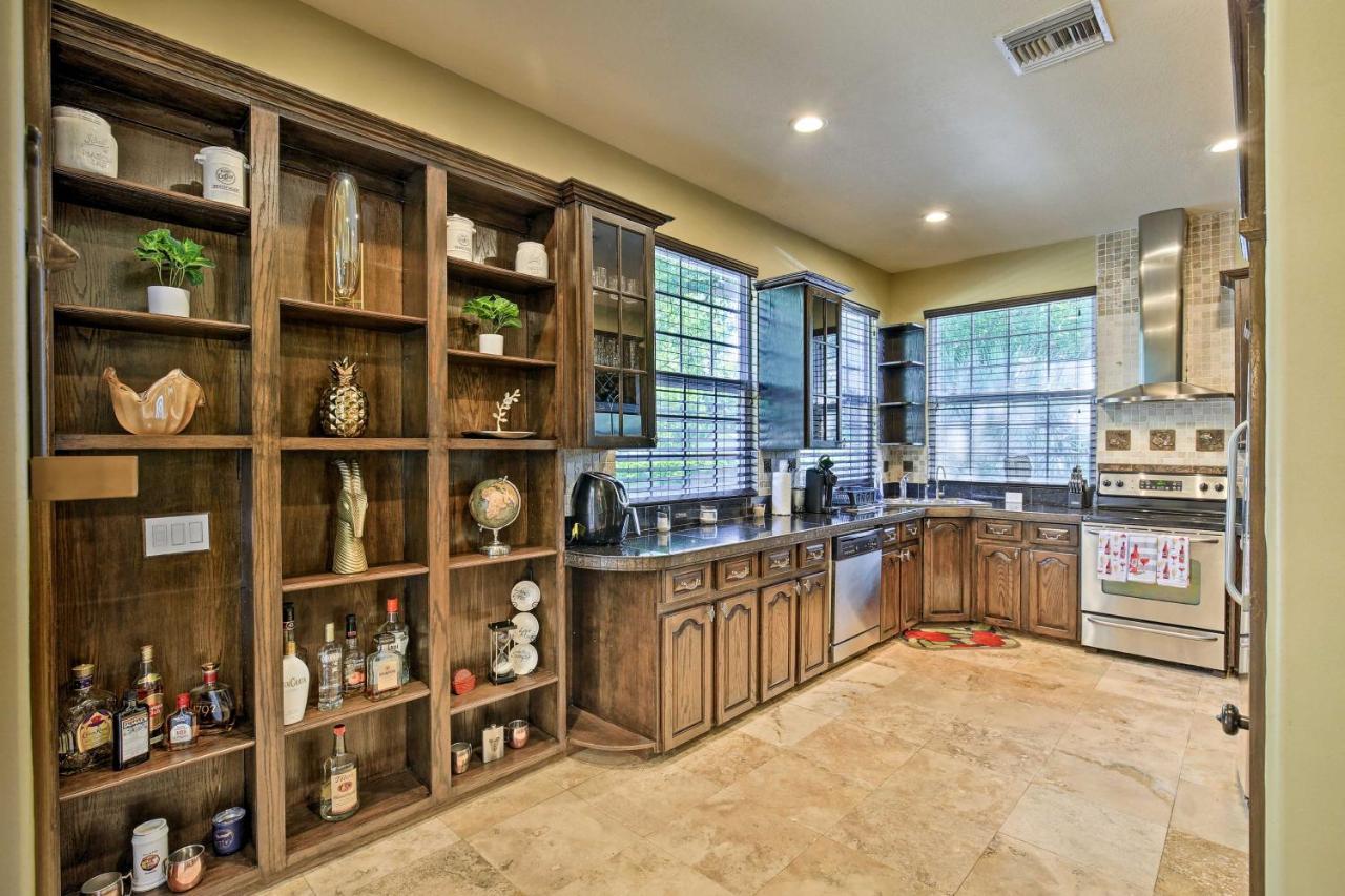 Tampa Oasis With Pool About 7 Mi To Busch Gardens! Villa Luaran gambar
